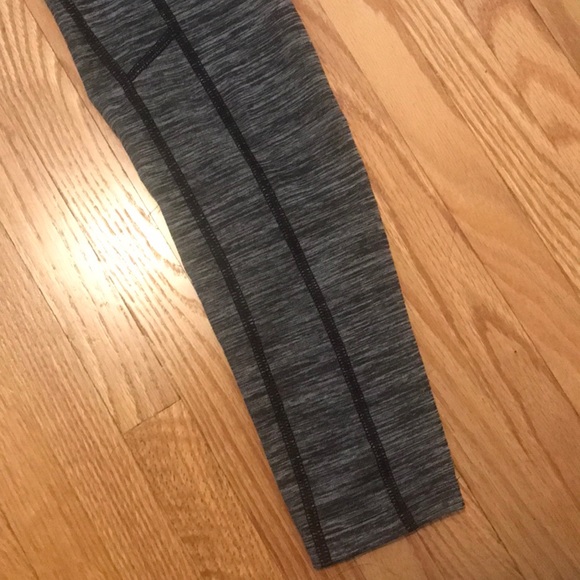 Under Armour Cold Gear Compression Tights - Picture 3 of 4